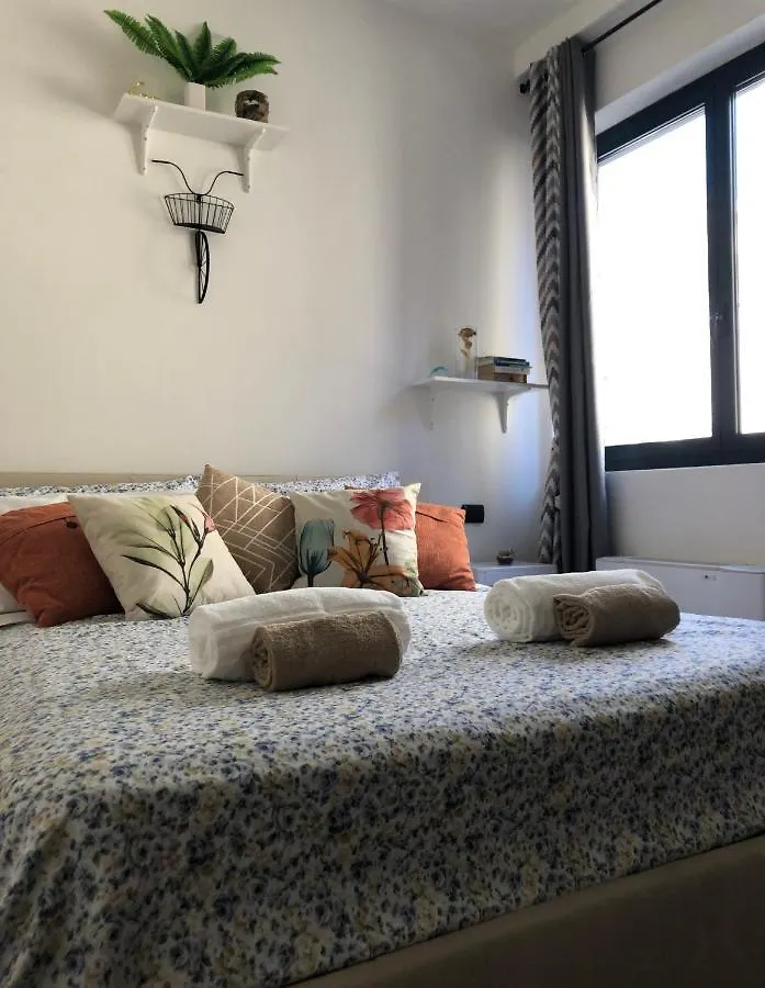 Charming Elise- Apartment Close To Central Station Milan 0*,